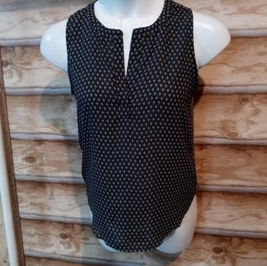 Loft sleeveless lightweight top